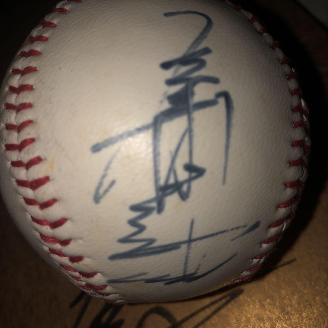 元メジャーリーガー佐々木主浩さんの直筆サイン色紙、ボールセット