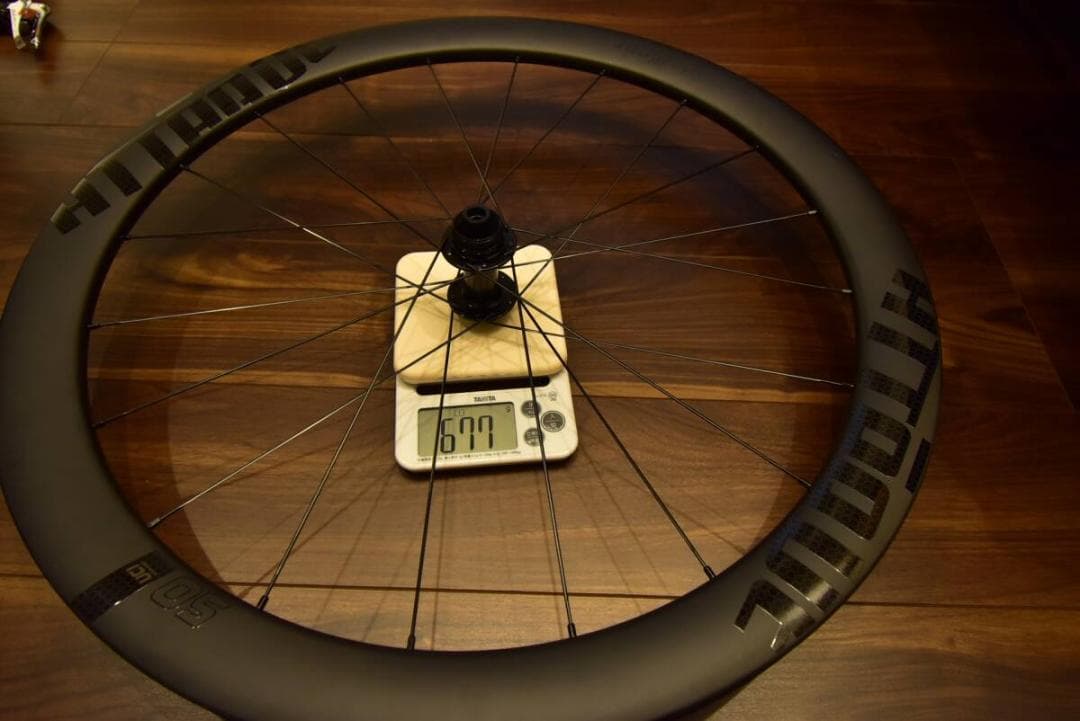 ATTAQUE Carbon 50mm クリンチャー700c・シマノ12速対応