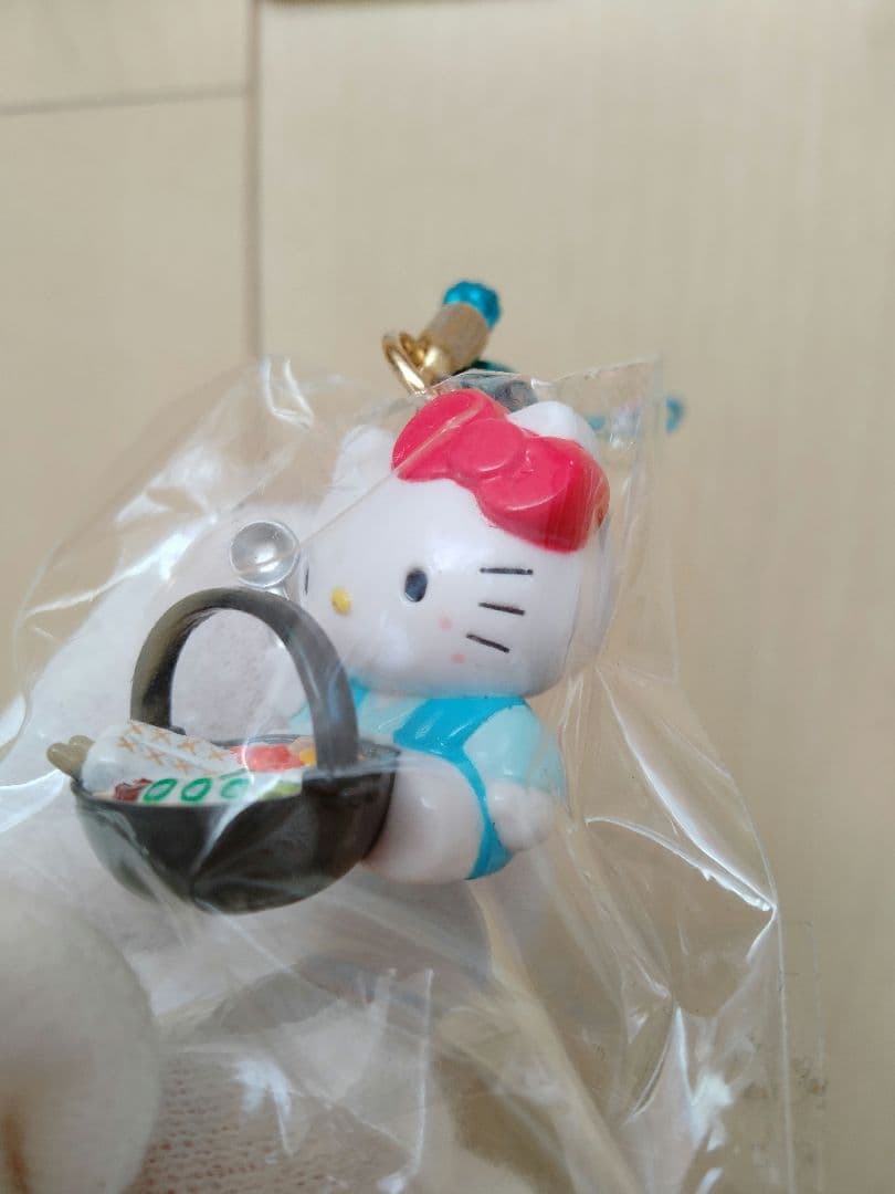 s*e様 ご当地ハローキティ根付ストラップ 25個セット　非売品有り