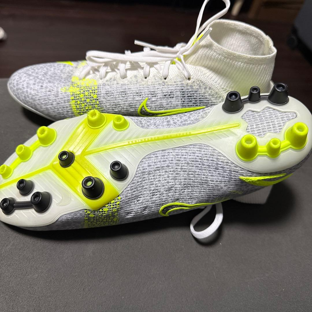 ナイキマーキュリアルスーパーフライ8 AGACC 日本未発売商品です。