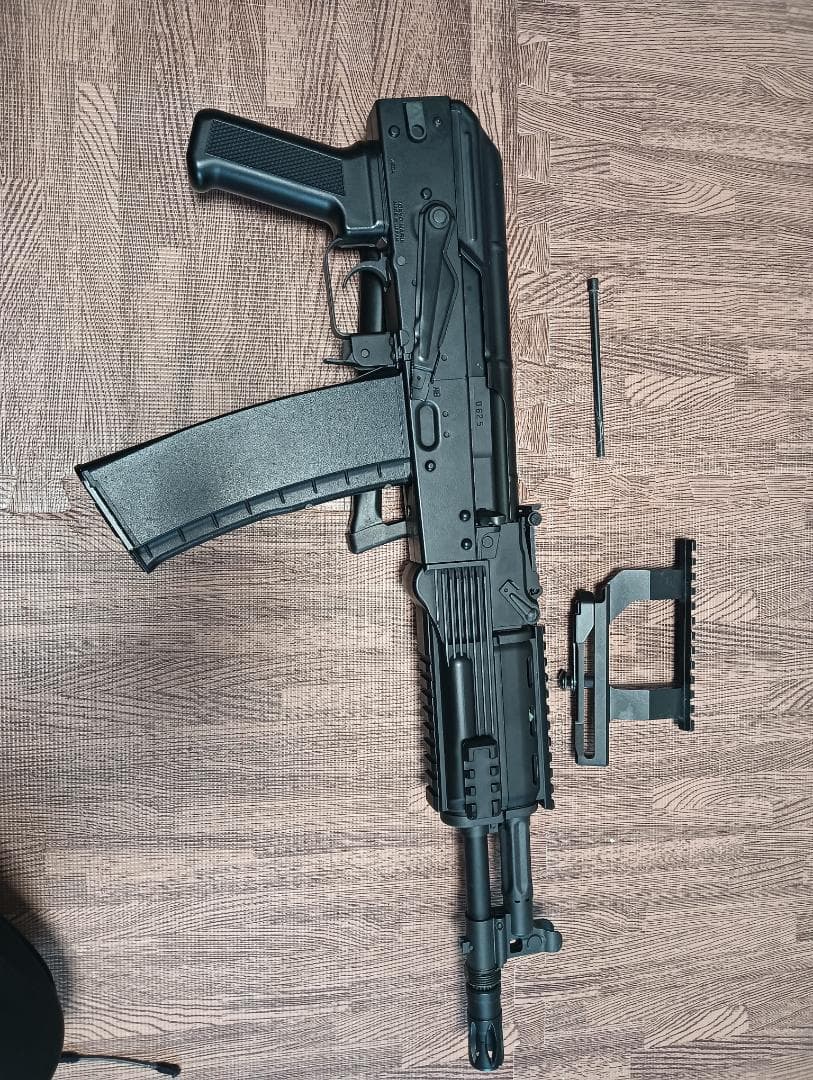 東京マルイ AK102　送料込み　電動ガン