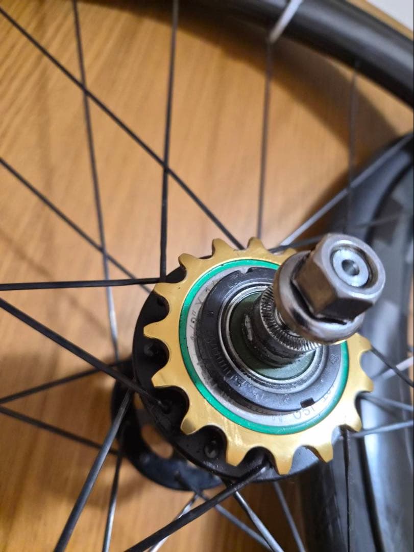 HED.x BROTURES VANQUISH PRO V45 TRACK　前後