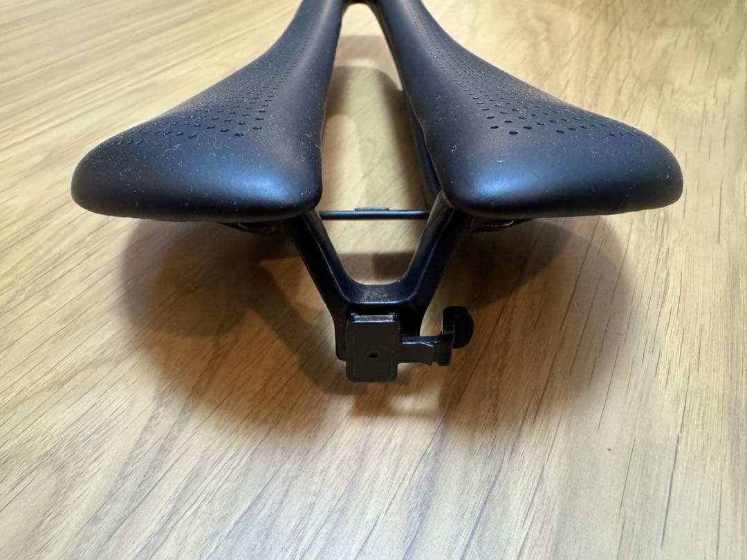 ボントレガー Aeolus RSL サドル