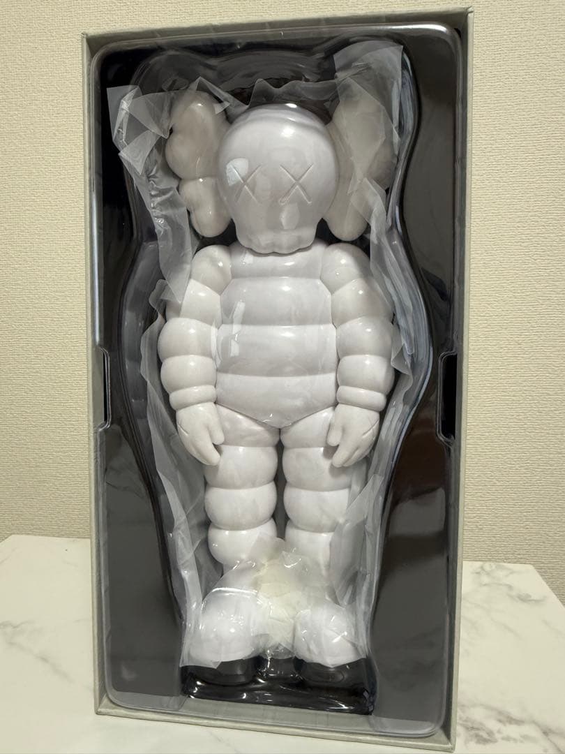 KAWS WHAT PARTY フィギュア ホワイト
