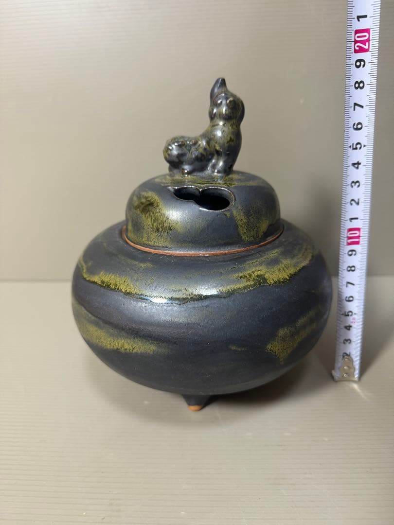 2205 有田焼　正右衛門窯　岩崎正作　天目釉掛け　獅子　香炉　未使用