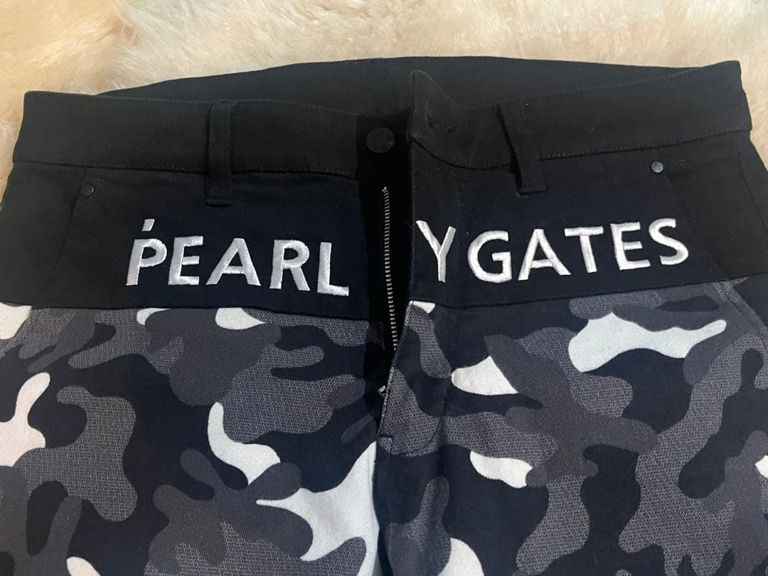 PEARLY GATES グレー系迷彩柄パンツ サイズ4