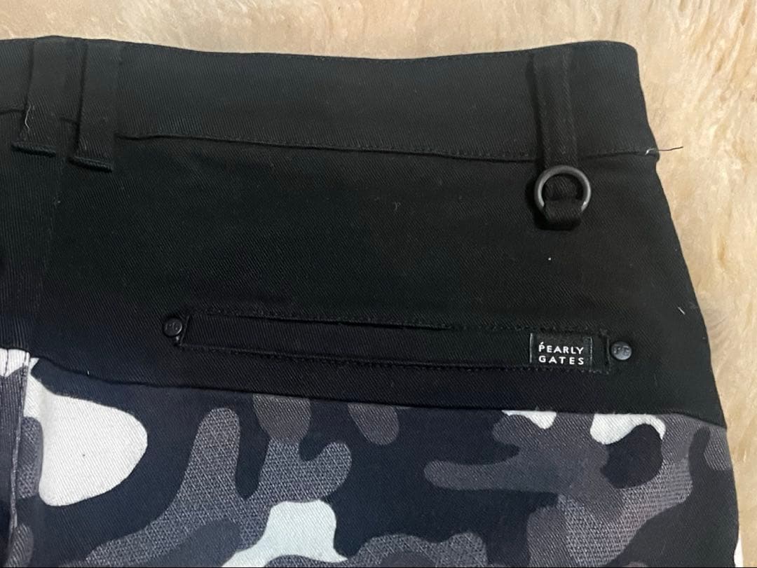 PEARLY GATES グレー系迷彩柄パンツ サイズ4