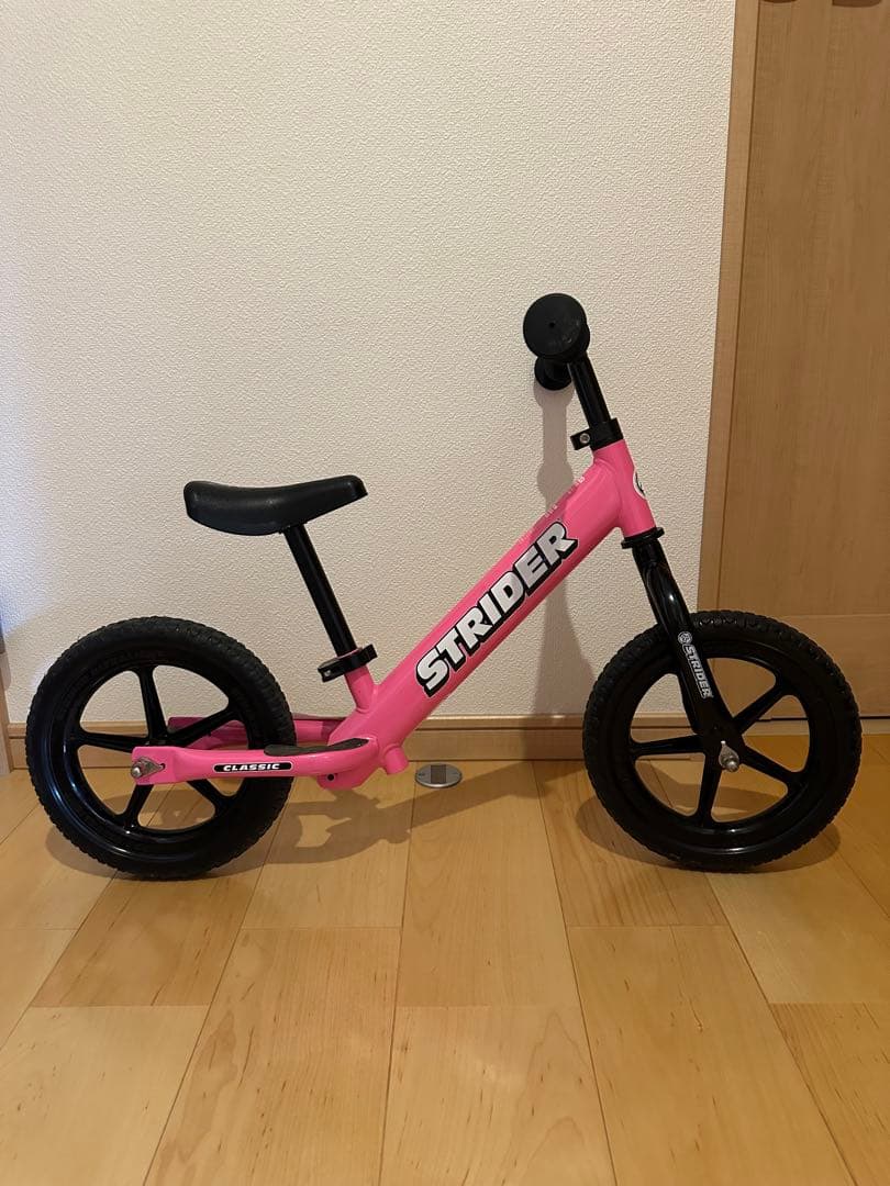 美品STRIDER 12インチ バランスバイク CLASSIC MODEL