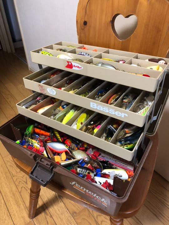 アンティークタックルボックス