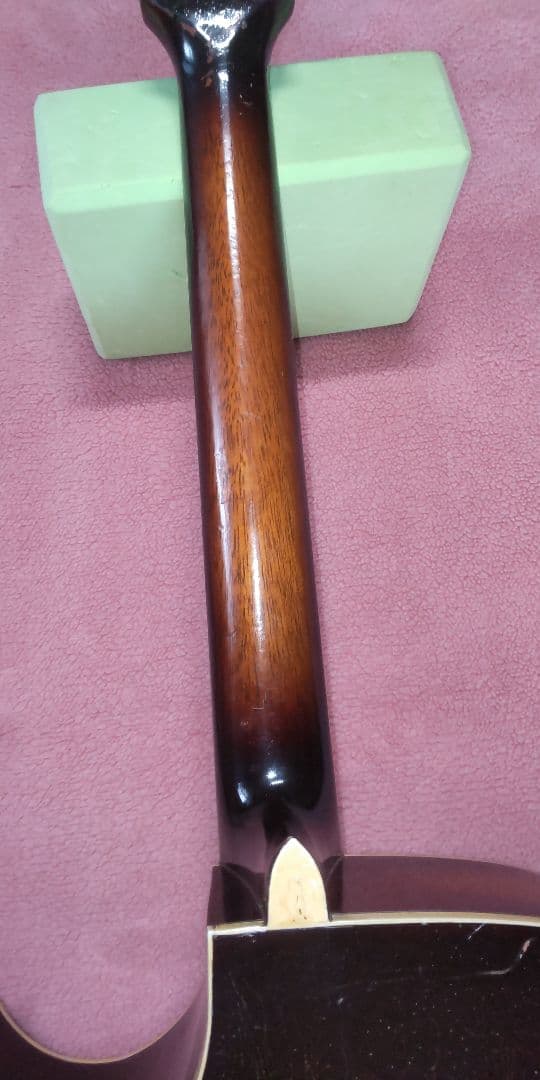 【鈴木バイオリン製作】 P-20 アーチトップギター 60年代製造