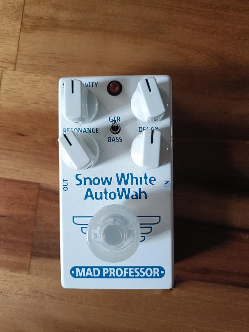 ギター MAD PROFESSOR  White AutoWah