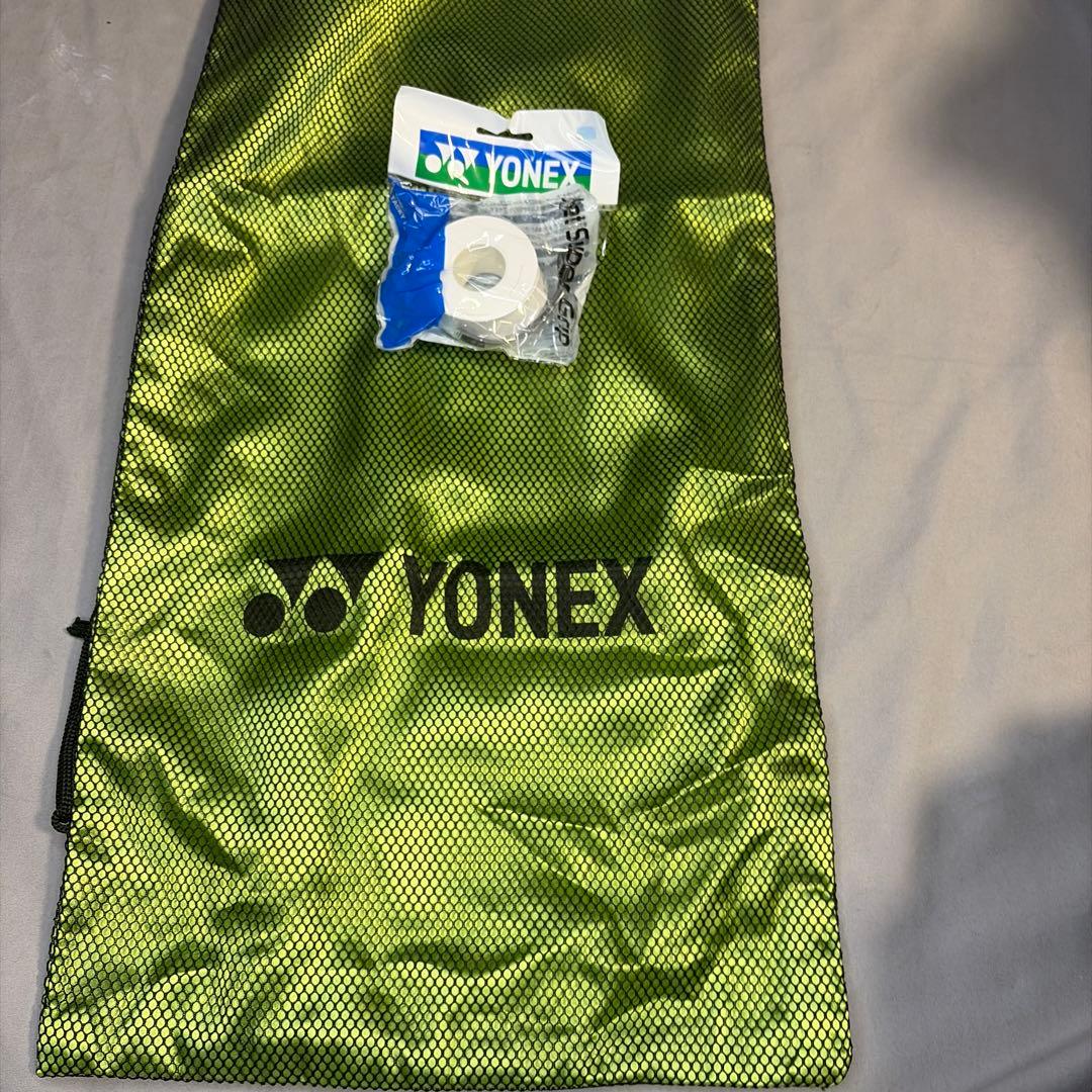YONEX EZONE 100L テニスラケット　ケースグリップ付き　#1