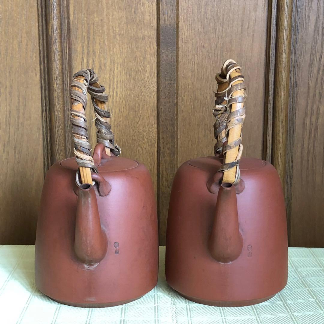 初代常山作　常滑焼土瓶壱対　朱泥　瓶　骨董品　年代物　古物　名工　在名印有