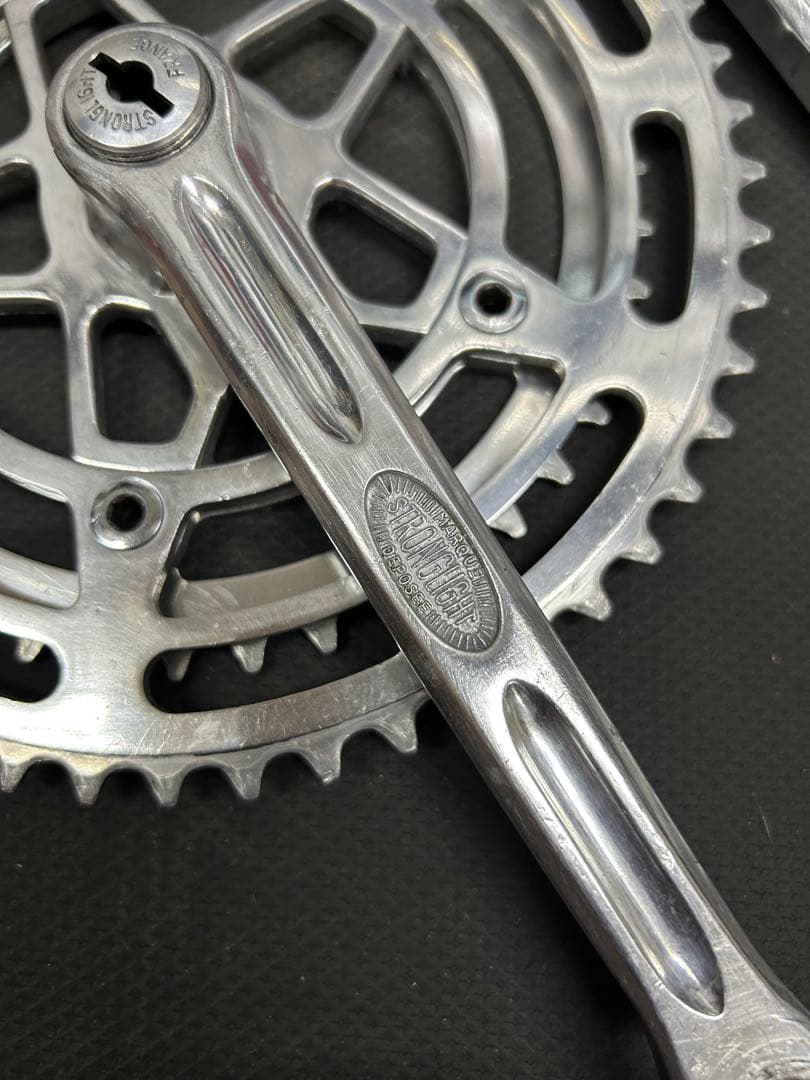 ストロングライトSUPER COMPETITION 63 WクランクＢＢセット