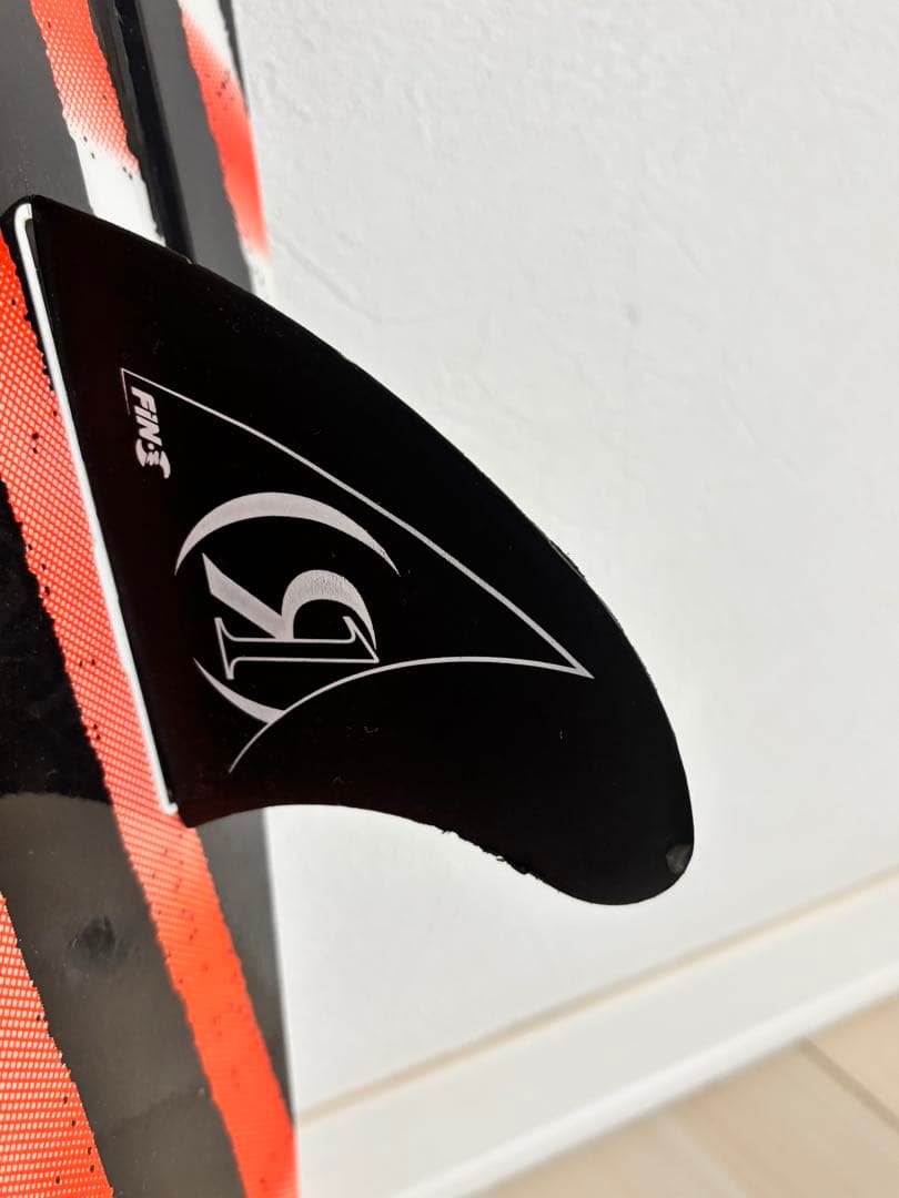 RONIX VOLCOM ウェイクサーフィンボード フィン付き