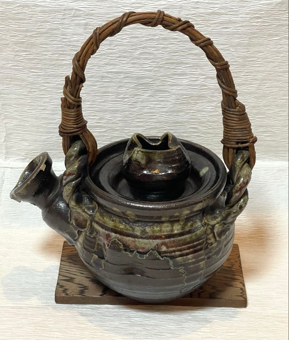 未使用品　信楽焼手作り土瓶型花瓶　飾り物　インテリア　195