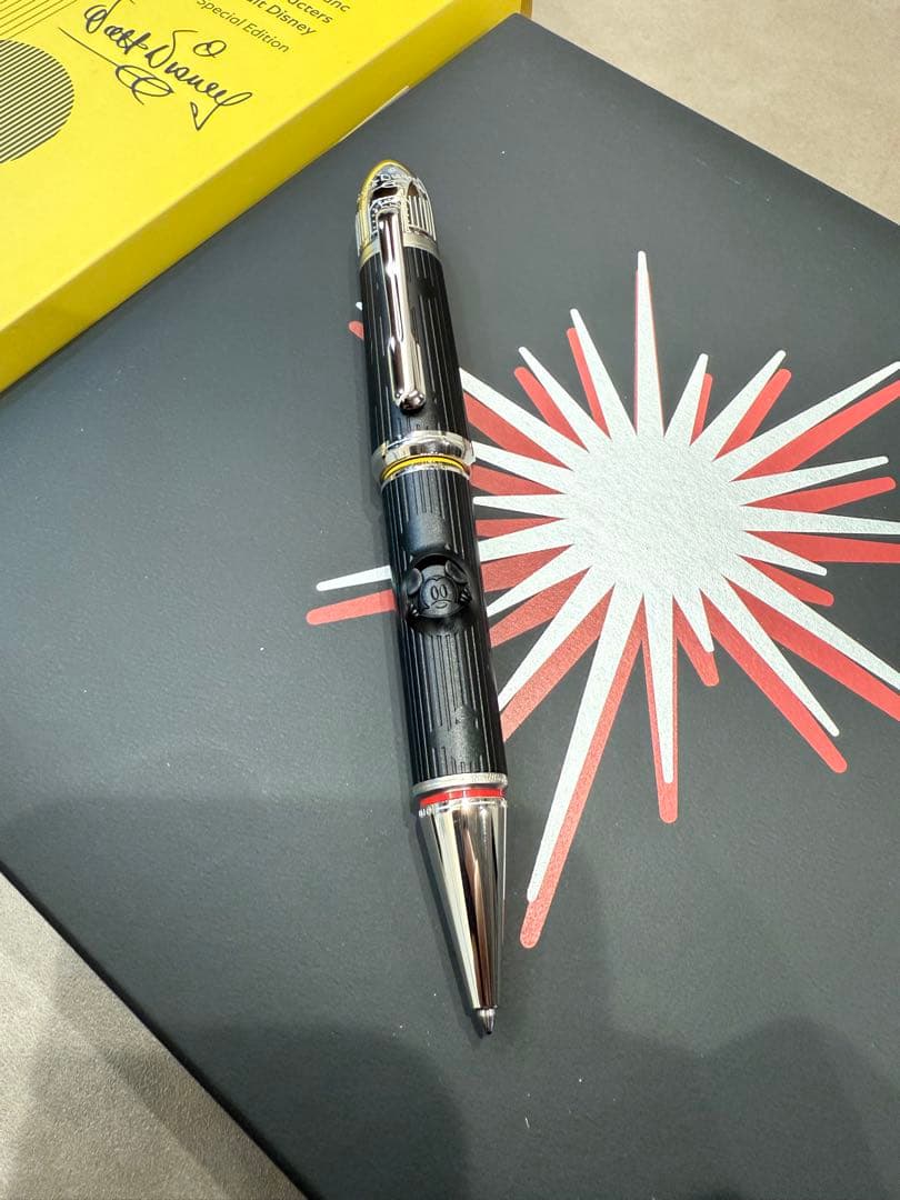 モンブランM ontblancウォルト・ディズニーボールペン