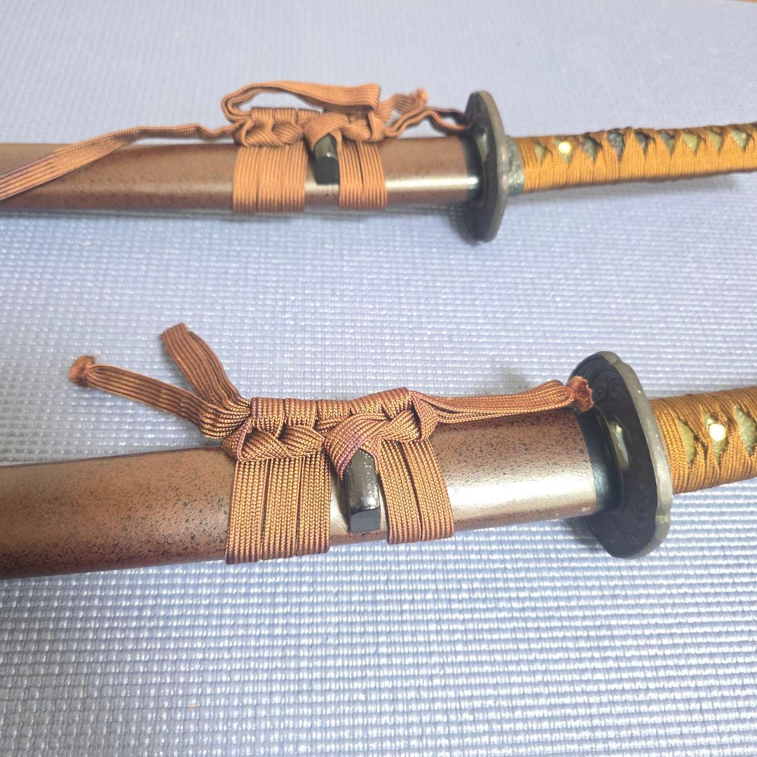 【128】模造刀 本セット 刀 刀剣 全長約105cm 脇差 全長約70cm