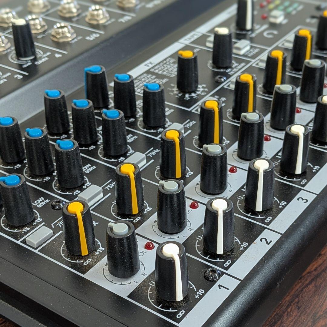 MACKIE / MIX12FX コンパクトアナログミキサー