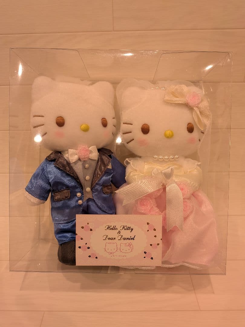 ハローキティ&ダニエル　ウエディングドールセット　希少　ぬいぐるみ　ピンクほっぺ