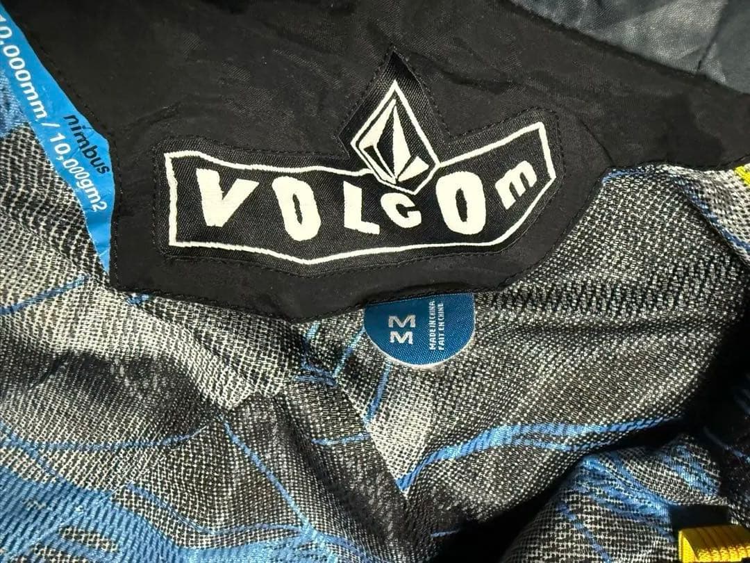 ボルコム上下セット　送料込み