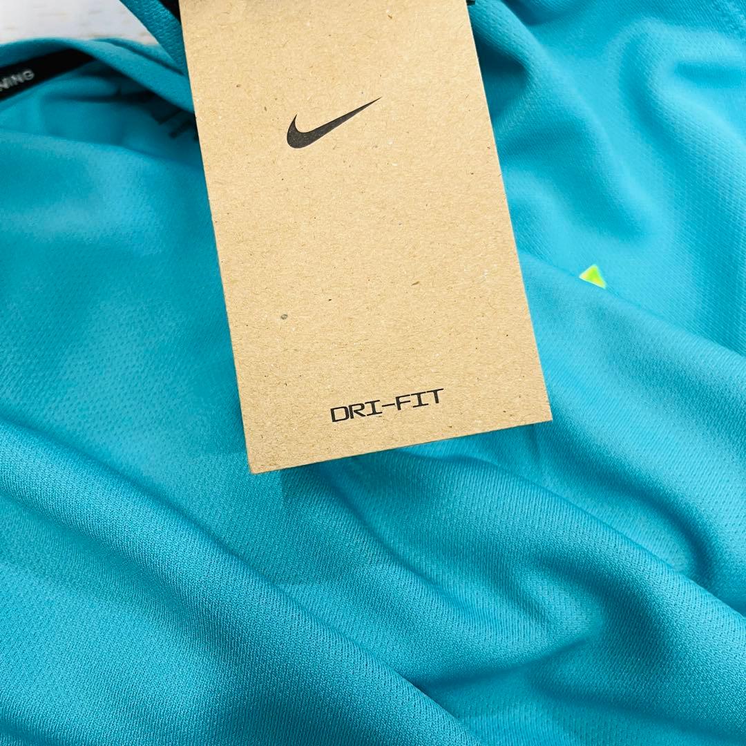 ナイキ　ランニングシャツ・ショーツセット　ターコイズ/黒　L 新品