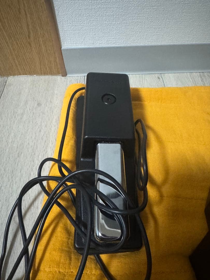 Roland RD-88 電子ピアノ 本体とペダル付き