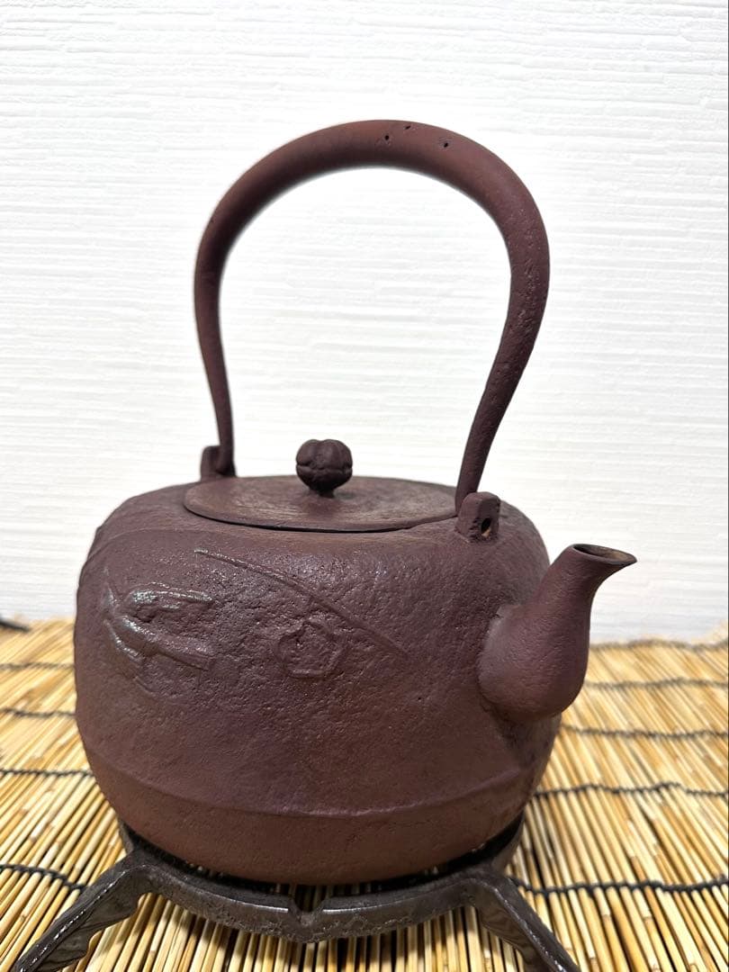 未使用コンディション　南部及鉄鋳造所宝鉄堂　及川栄喜(二代目鉄)造　１５型棗