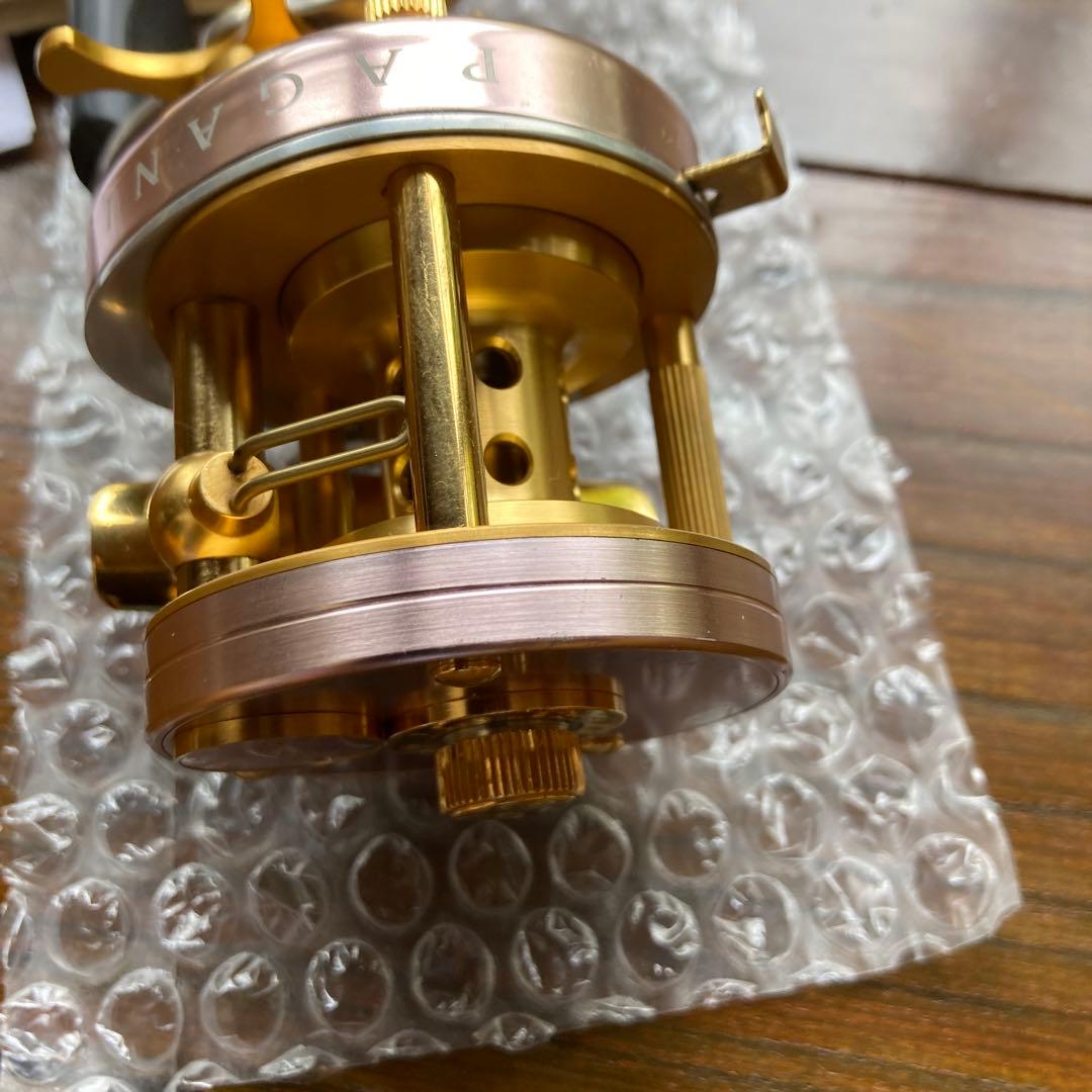 リール PAGANI P300