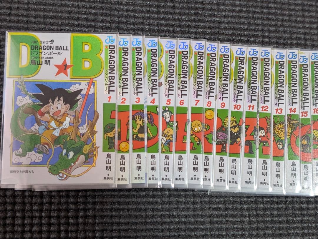 ４９枚スリーブ入　ドラゴンボール鳥山明カバーイラスト　ジャンプ作家イラストカード