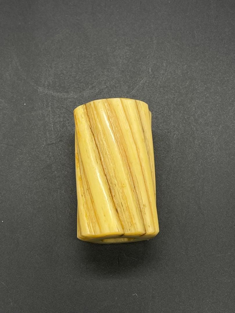 江戸時代　古い　一角　イッカク　鯨歯　根付　蓋置　骨董古美術