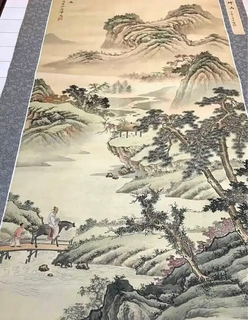 中国美術 骨董品【 吴偉 在銘 】アンティーク 肉筆絹本 掛け軸 書 美術品。