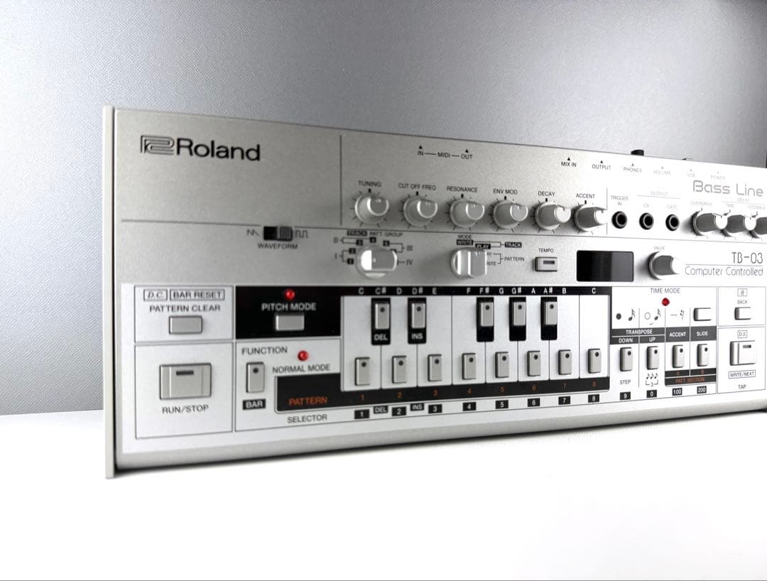 DTM・DAW Roland Boutique TB-03 bass line TB-303