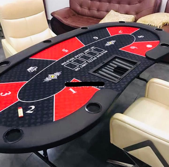 ポーカーテーブル　カジノテーブル