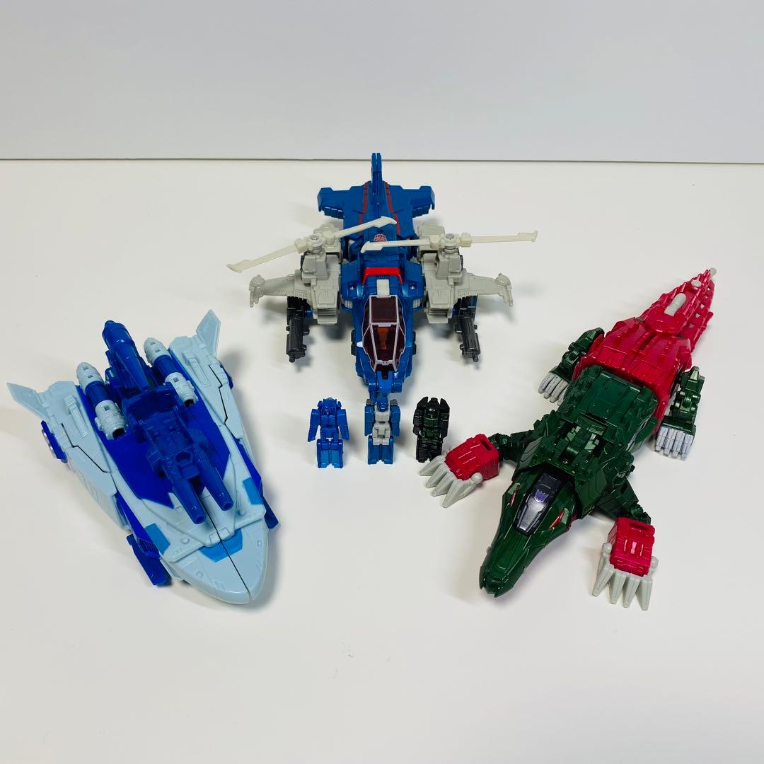 トランスフォーマー タイタンズリターン　3体セット