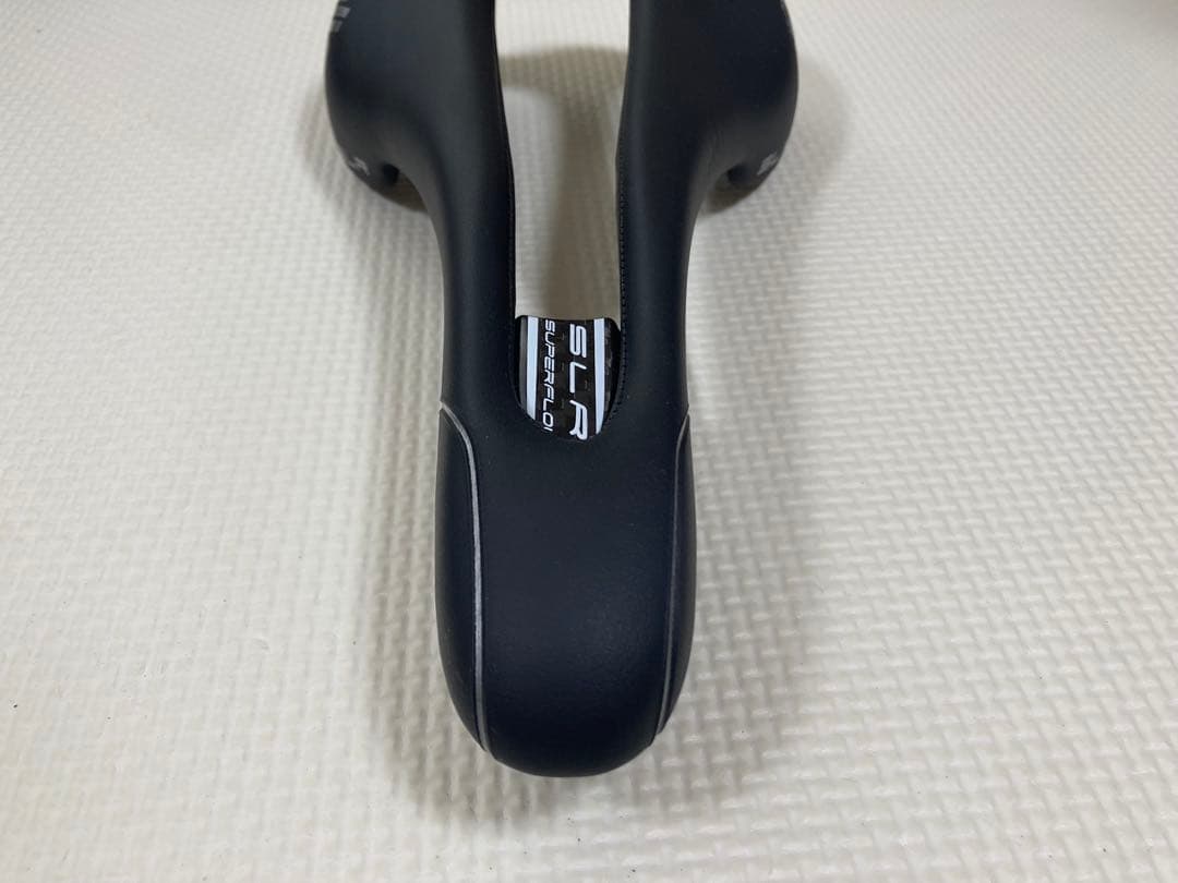 【セライタリア】サドル　SLR SuperFlow