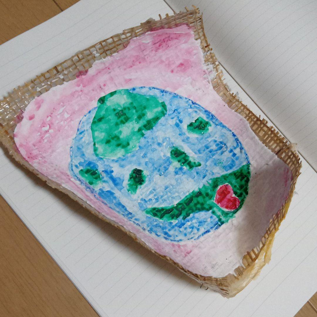 作品・小さな世界の大きな出来事