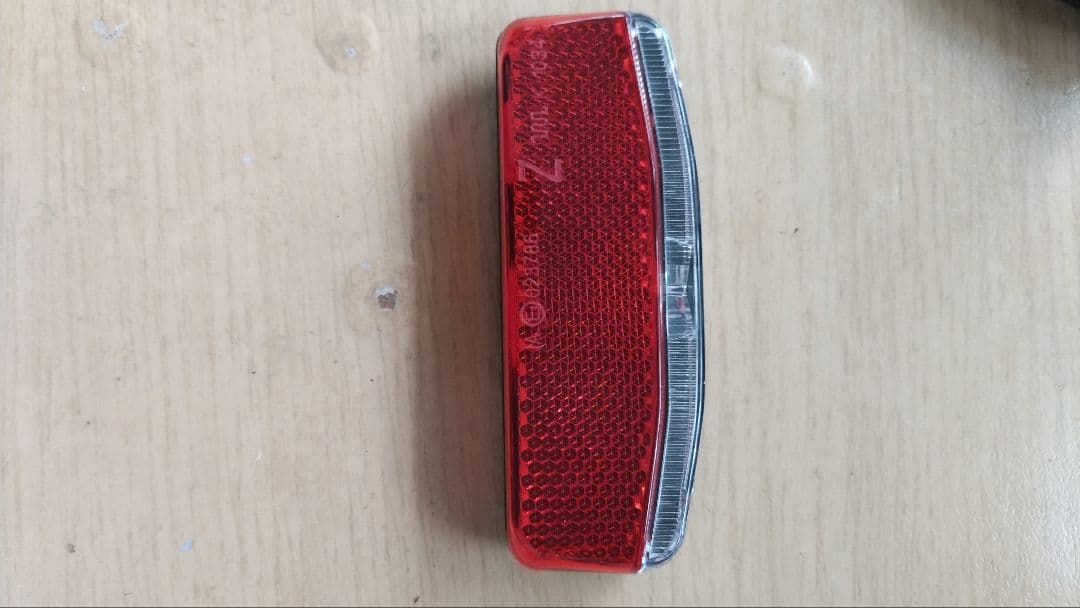 TREK　e-bike FX+2 キャリア、泥よけ、チェーンカバー前後ライト