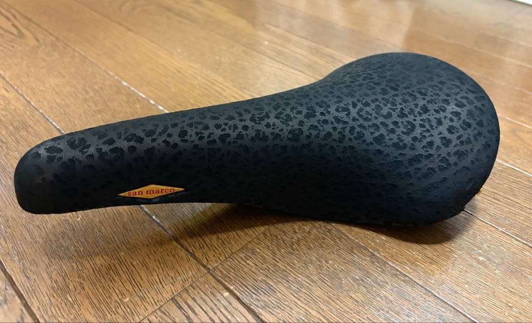 セラ サンマルコ ロールス サドル ブラック リノレザー