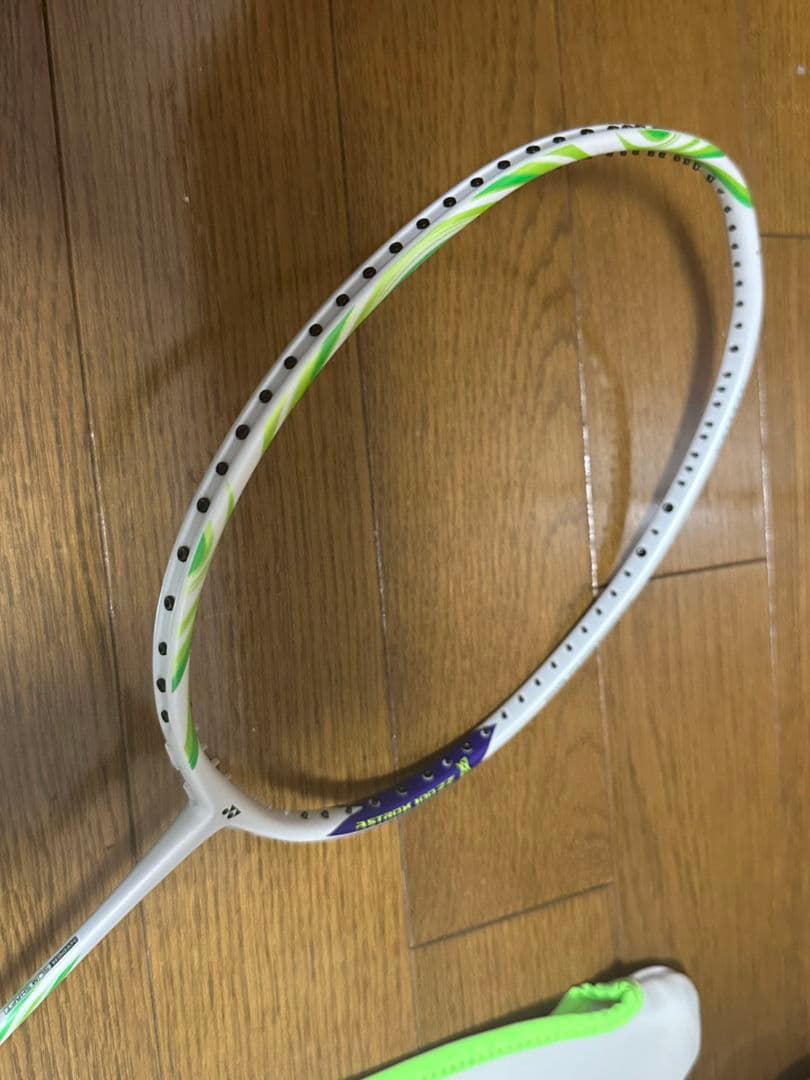 YONEX AX100ZVA バドミントンラケット 4U5　日本正規品！