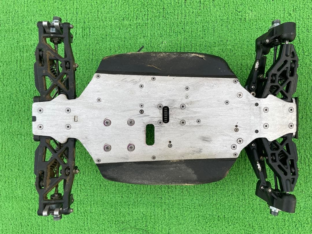 無限精機 MBX5 バギー エンジン