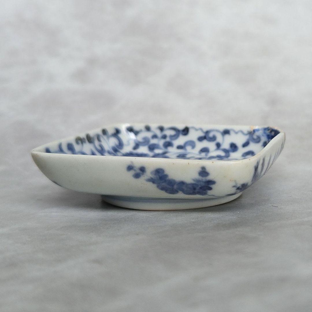 古伊万里　染付　豆皿　小皿　葉　唐草　江戸　金直し　金継ぎ　骨董　アンティーク