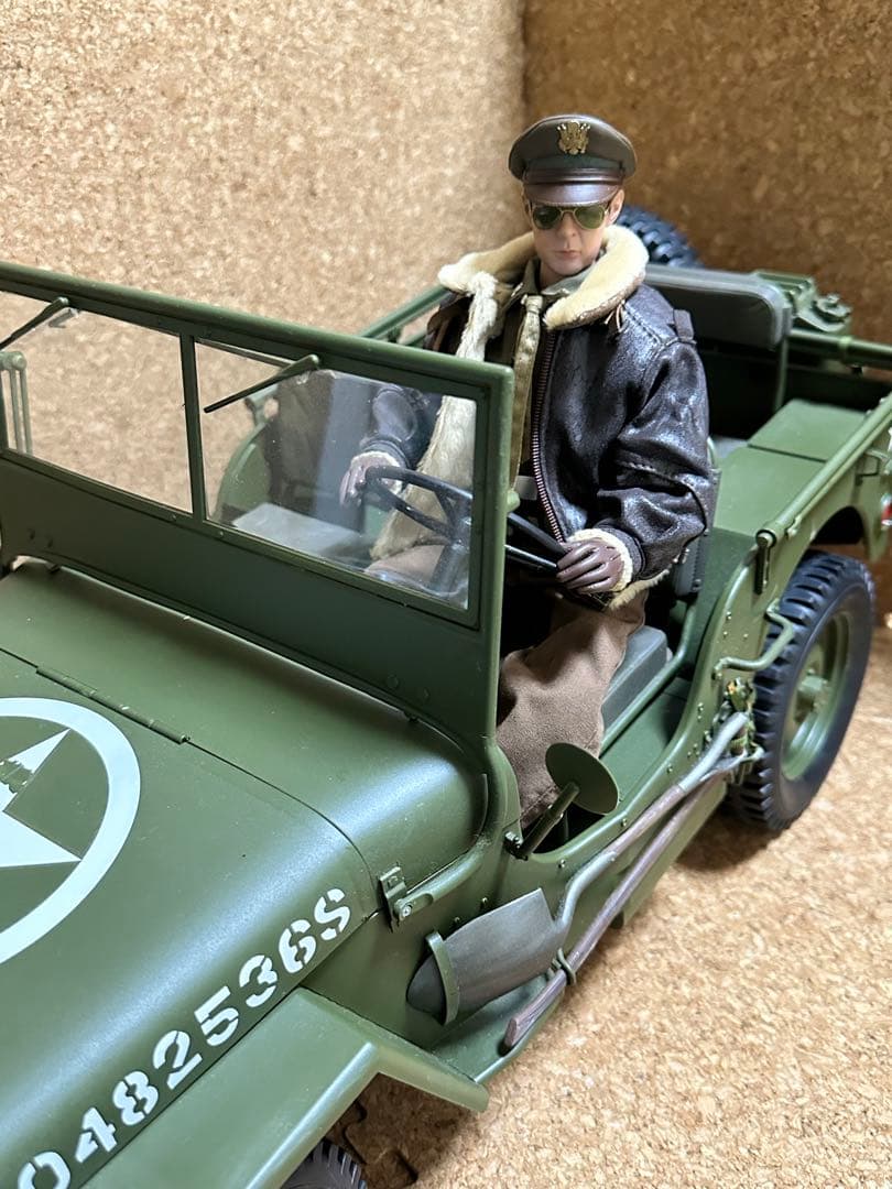 ドラゴンモデルズ製　Jeep ジープ 1/6軍用ウィリスMB ジャンク品