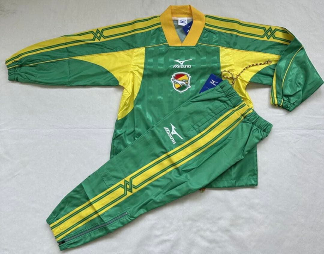 10,800→8,999！ジェフユナイテッド　ピステ　上下セット　サイズ１４０