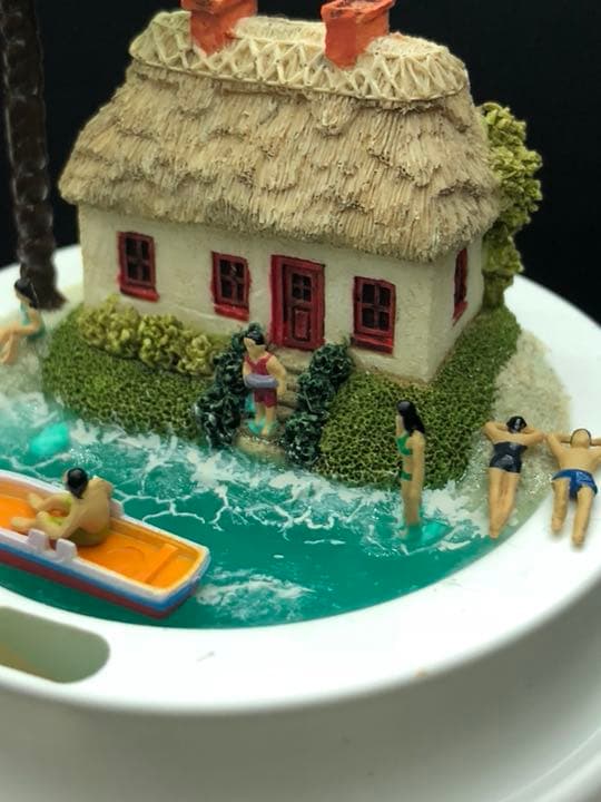 スタバの海と家 ジオラマ