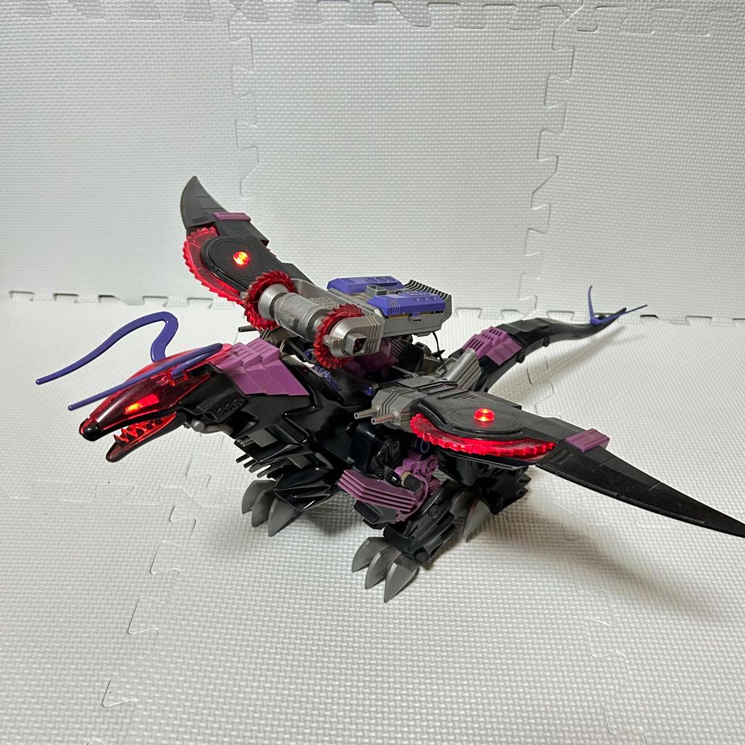 完品 旧ゾイド ギルベイダー 外箱付属 メカ生体版 昭和版 発光・動作確認済