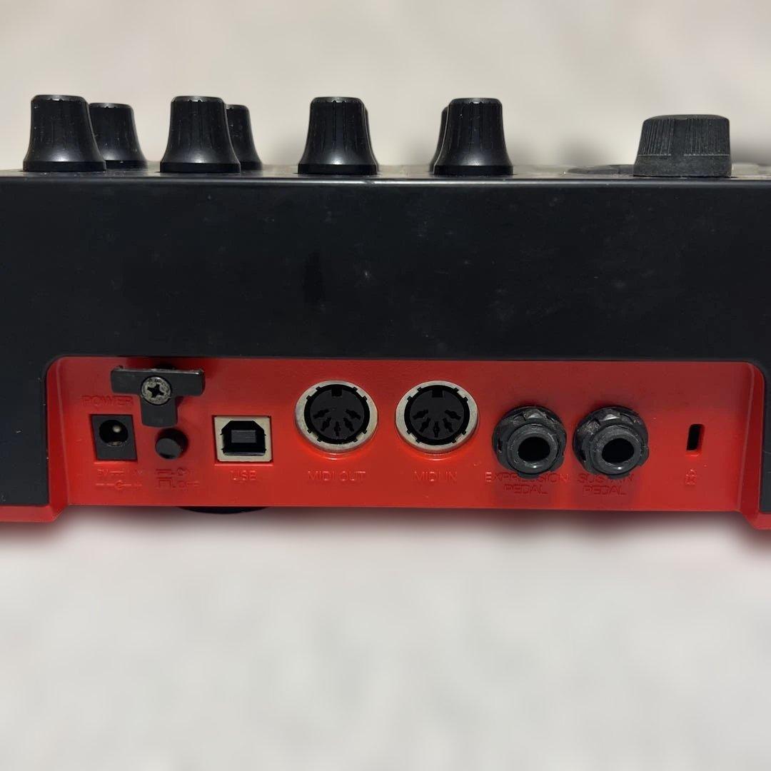 AKAI MPK225 MIDIキーボード