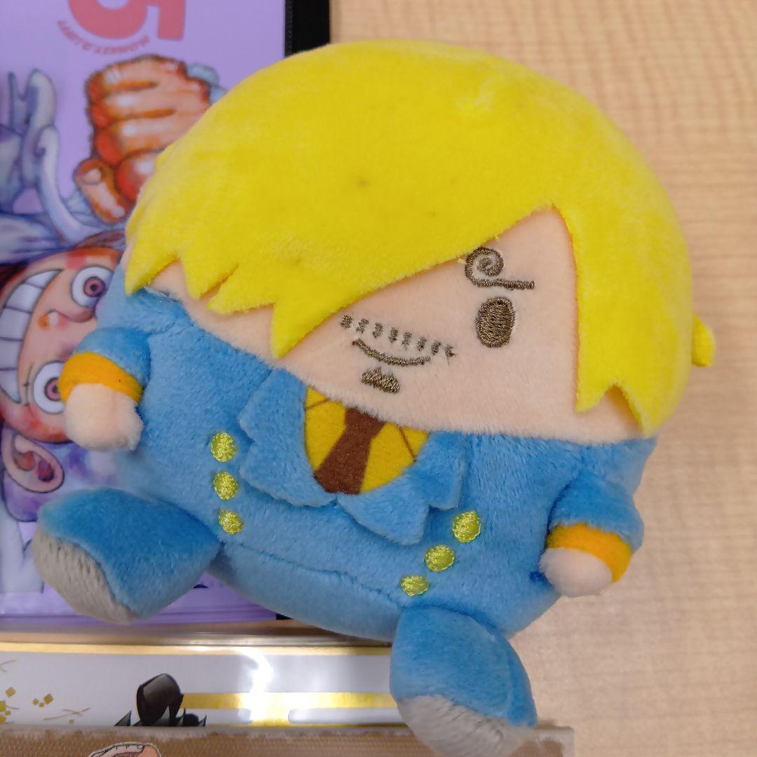 ❶ワンピース 紙類 ステッカー 輩缶バッジ マスコットなど まとめ売り