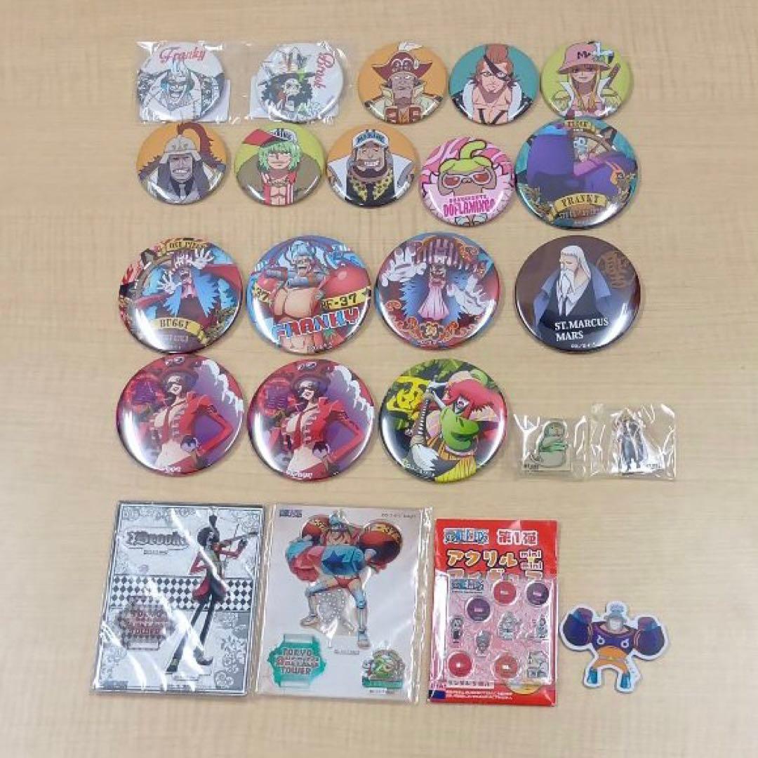 ❶ワンピース 紙類 ステッカー 輩缶バッジ マスコットなど まとめ売り