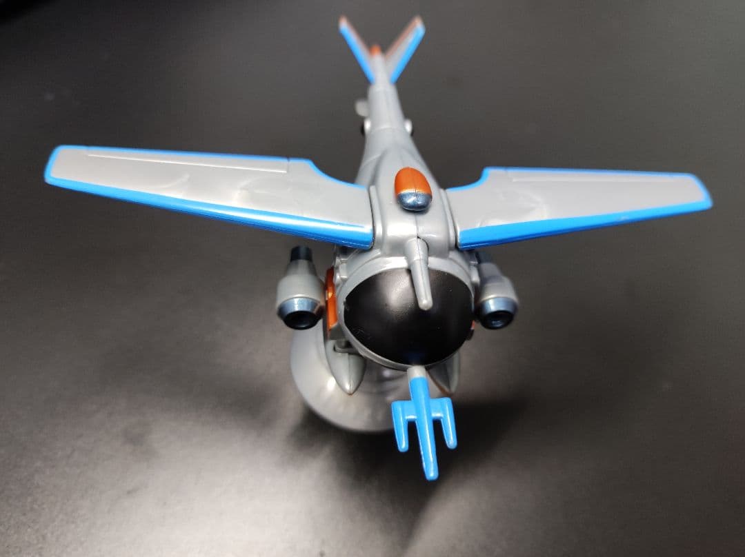 ストームライダーフィギュア